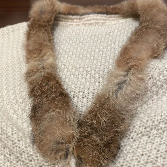 Vintage Fur Trim Cream Knitted cardigan - Picture 2 of 6